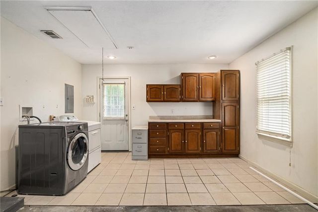 11102 W 69TH Terrace, Shawnee, KS 66203