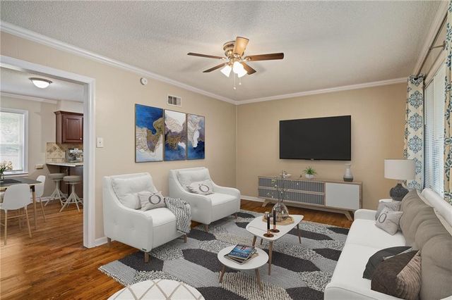 11102 W 69TH Terrace, Shawnee, KS 66203