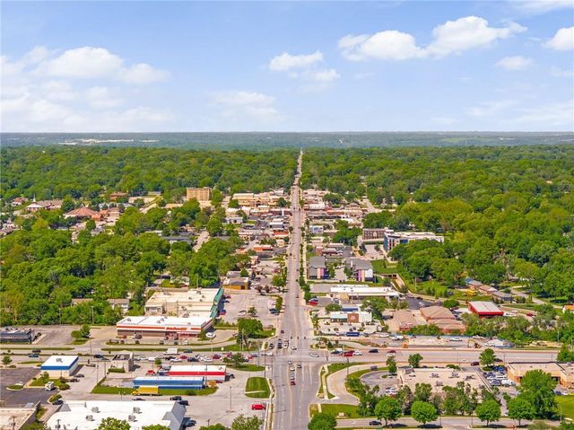 11102 W 69TH Terrace, Shawnee, KS 66203