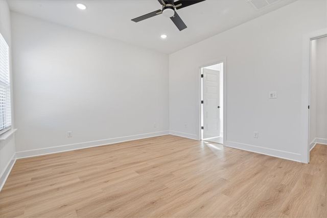 6806 SW Basswood Avenue, Bentonville, AR 72713