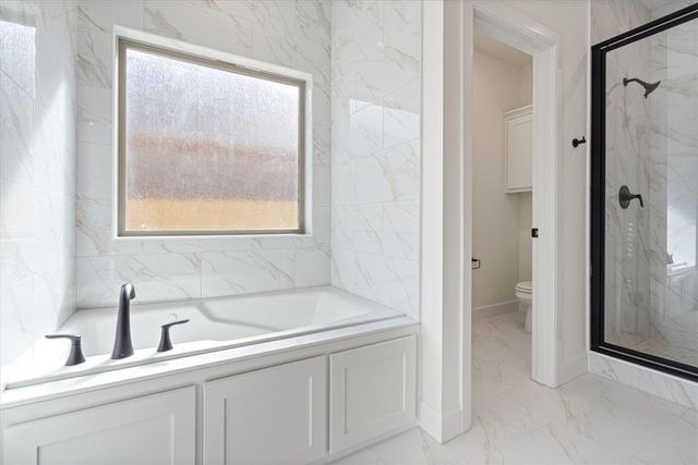 6806 SW Basswood Avenue, Bentonville, AR 72713