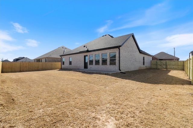 6806 SW Basswood Avenue, Bentonville, AR 72713