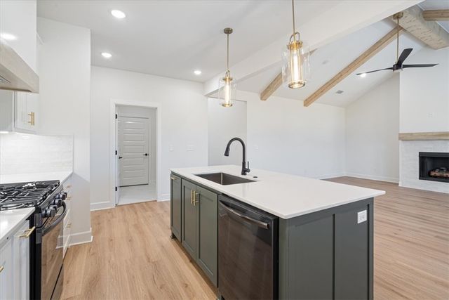 6806 SW Basswood Avenue, Bentonville, AR 72713