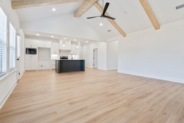 6806 SW Basswood Avenue, Bentonville, AR 72713