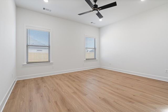 6806 SW Basswood Avenue, Bentonville, AR 72713