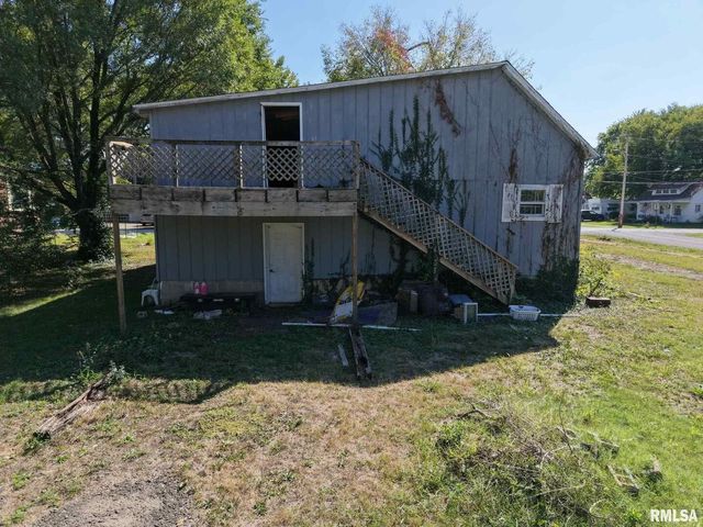 215 McFall Street, Benton, IL 62812