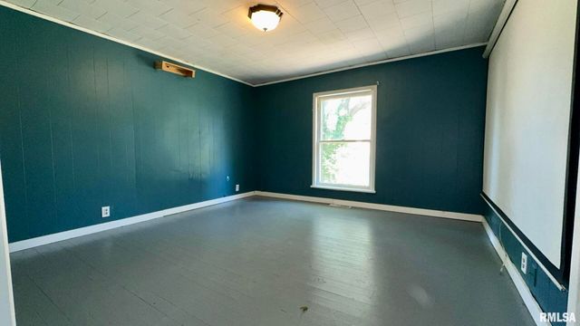 215 McFall Street, Benton, IL 62812