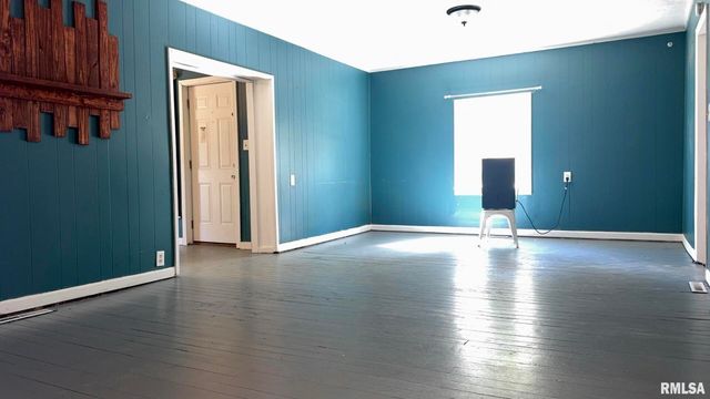 215 McFall Street, Benton, IL 62812