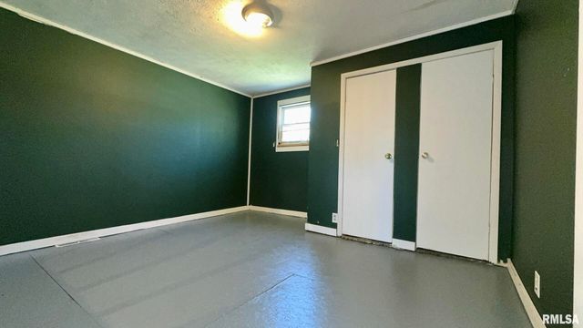 215 McFall Street, Benton, IL 62812