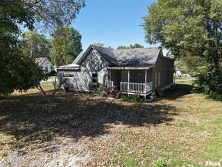 215 McFall Street, Benton, IL 62812