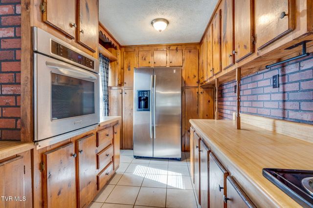 4833 Mabe Stanleytown Rd., Duffield, VA 24244