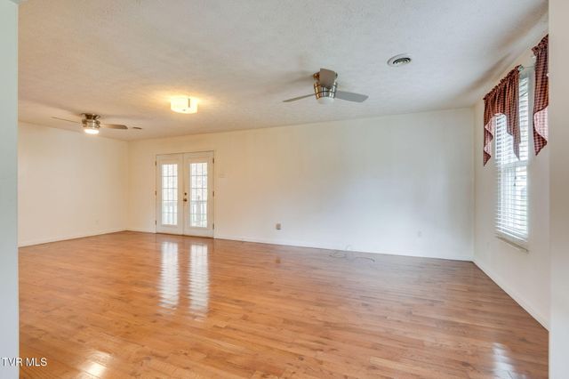 4833 Mabe Stanleytown Rd., Duffield, VA 24244