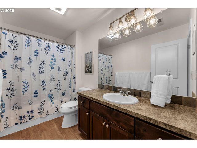 15700 Ne 23RD Ave, Vancouver, WA 98686