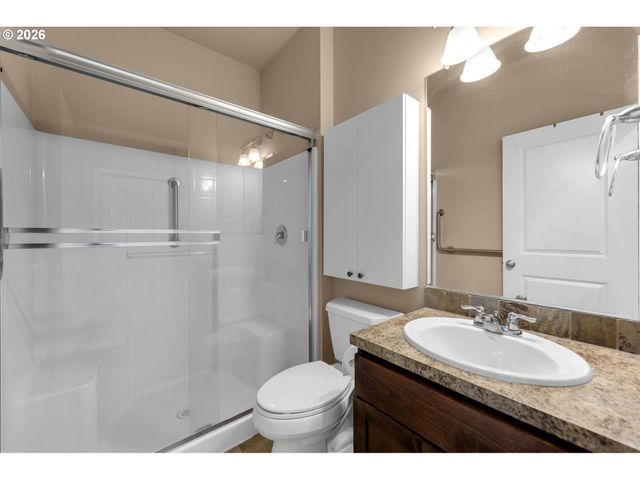 15700 Ne 23RD Ave, Vancouver, WA 98686