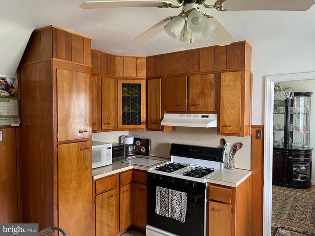 2026 STANWOOD ST, Philadelphia, PA 19152