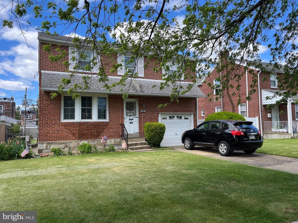 2026 STANWOOD ST, Philadelphia, PA 19152