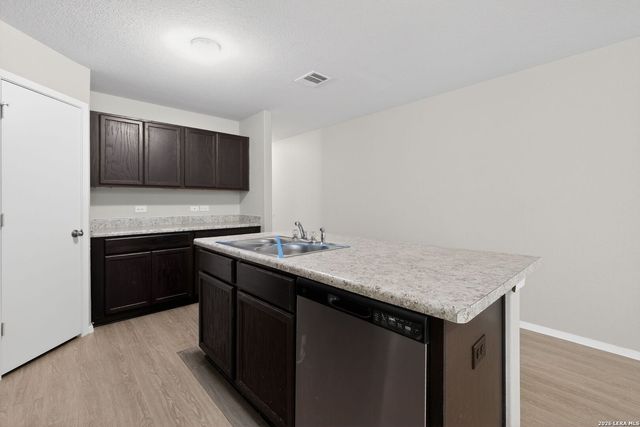 7126 Texas Ridge, San Antonio, TX 78239