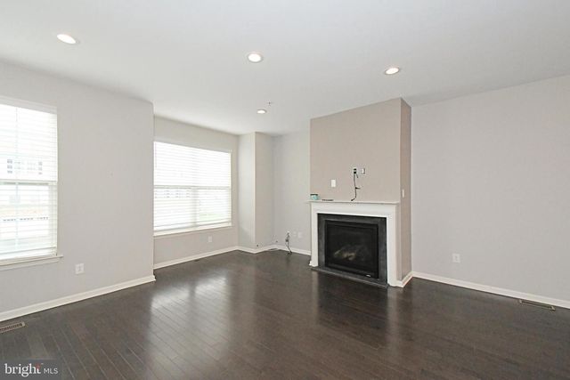 1680 HICKORY LN, Langhorne, PA 19047