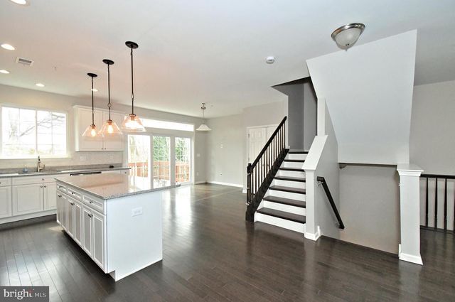 1680 HICKORY LN, Langhorne, PA 19047