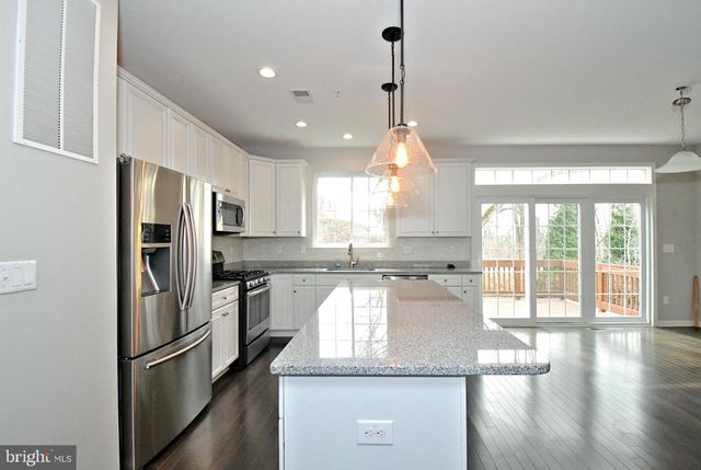 1680 HICKORY LN, Langhorne, PA 19047