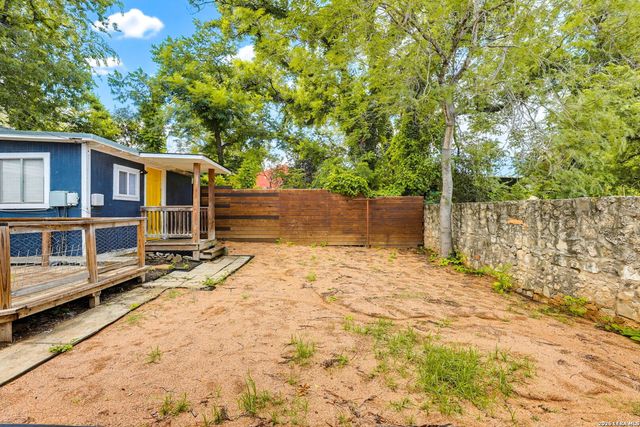 1307 Kayton Ave, San Antonio, TX 78210