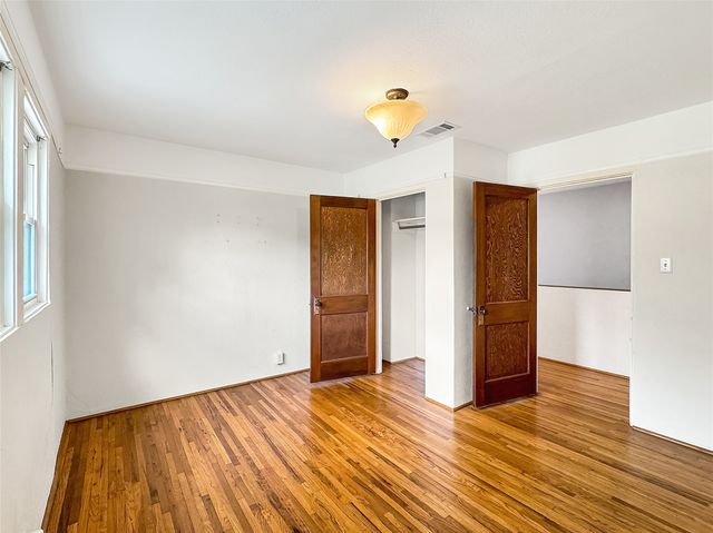 1205 Forest Ridge Drive, Bedford, TX 76022