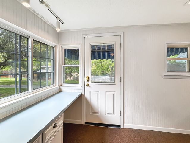 1205 Forest Ridge Drive, Bedford, TX 76022