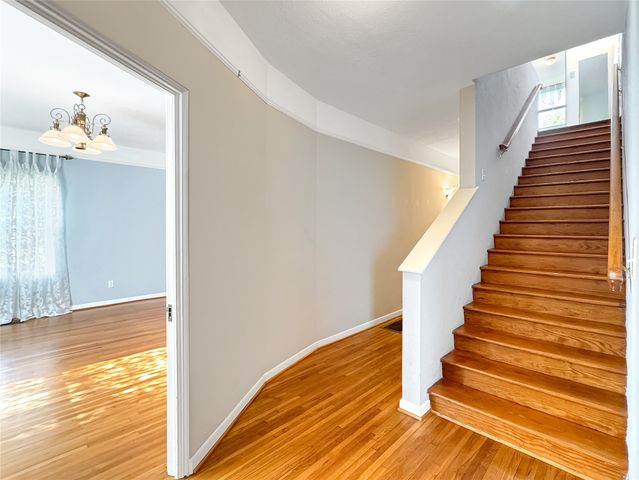 1205 Forest Ridge Drive, Bedford, TX 76022