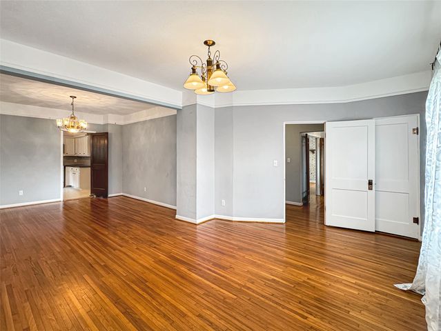 1205 Forest Ridge Drive, Bedford, TX 76022