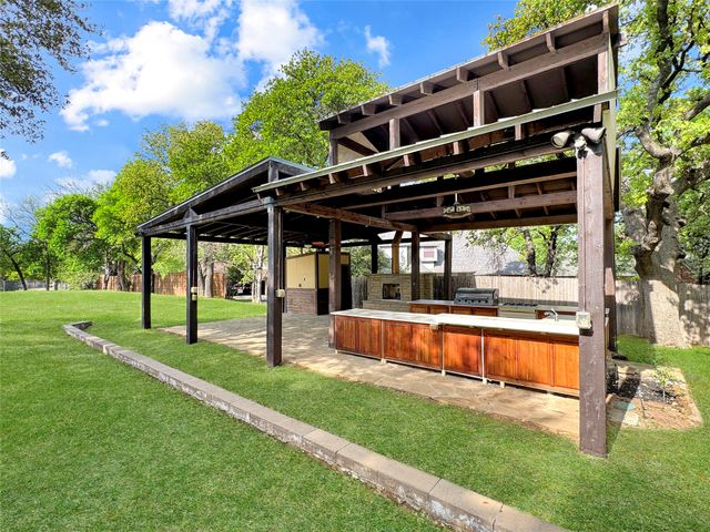 1205 Forest Ridge Drive, Bedford, TX 76022