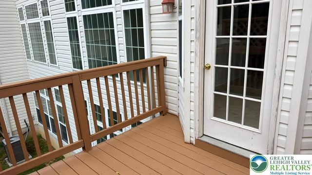 1071 King Way, Upper Macungie Twp, PA 18031