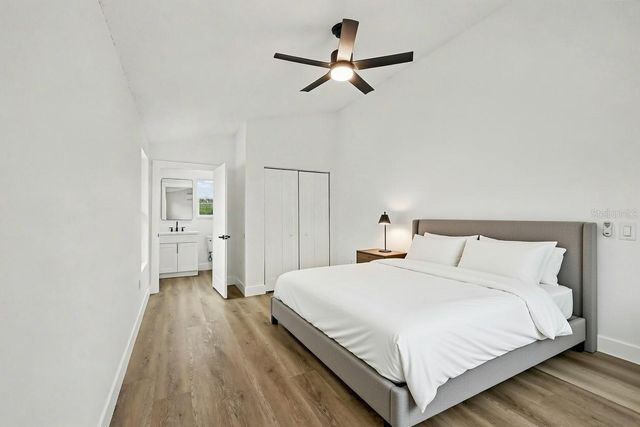 1751 27TH AVENUE N, St Petersburg, FL 33713