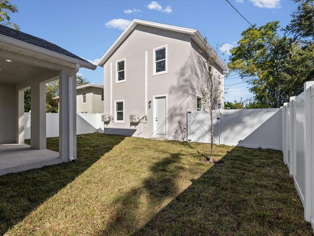 1751 27TH AVENUE N, St Petersburg, FL 33713