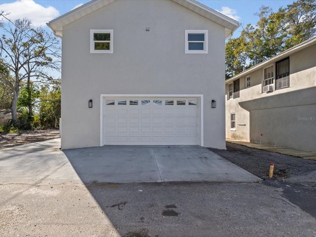 1751 27TH AVENUE N, St Petersburg, FL 33713