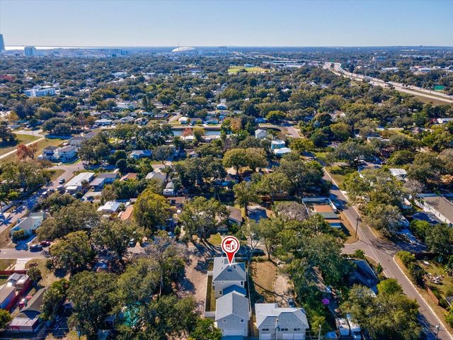 1751 27TH AVENUE N, St Petersburg, FL 33713