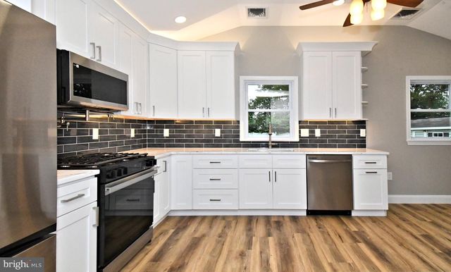 306 INDEPENDENCE RD, King Of Prussia, PA 19406