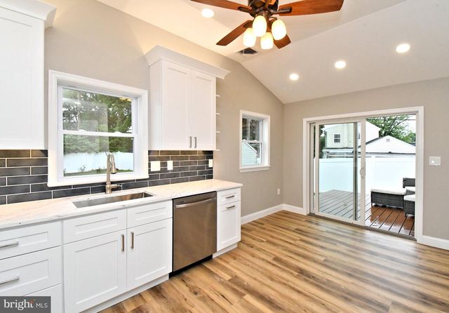 306 INDEPENDENCE RD, King Of Prussia, PA 19406