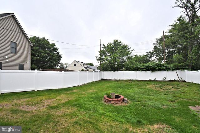 306 INDEPENDENCE RD, King Of Prussia, PA 19406
