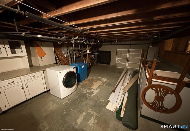 84 Grennan Road, West Hartford, CT 06107