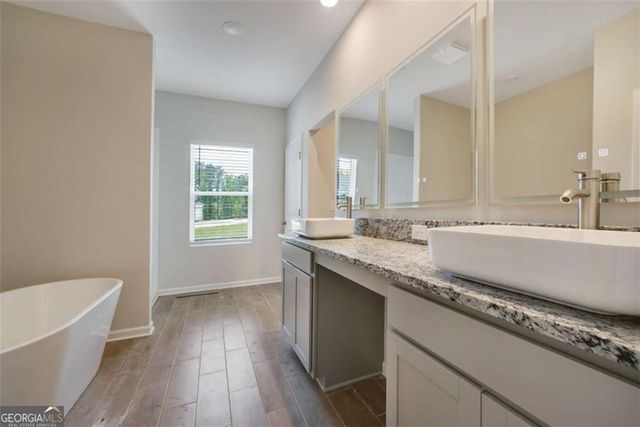 101 FAULKNER Circle, Social Circle, GA 30025
