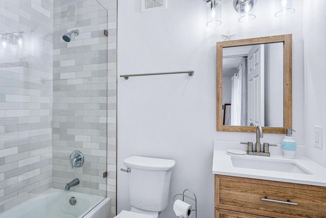 825 Center Street 42c, Jupiter, FL 33458