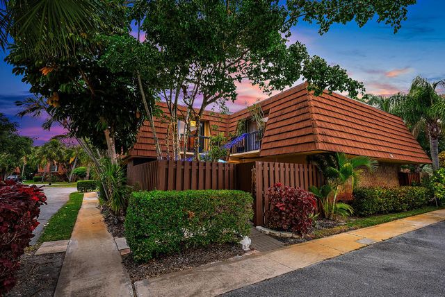 825 Center Street 42c, Jupiter, FL 33458