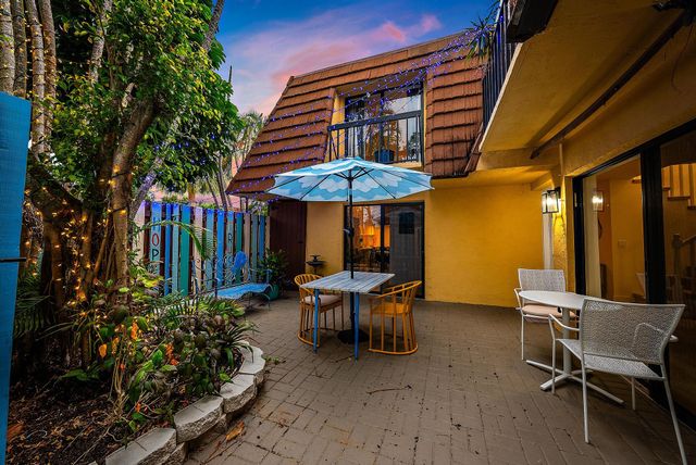 825 Center Street 42c, Jupiter, FL 33458