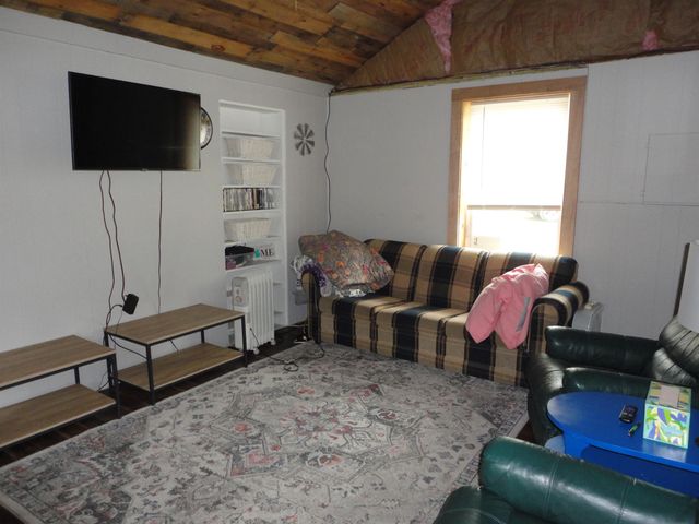 305 Maple Street, Lake, MI 48632
