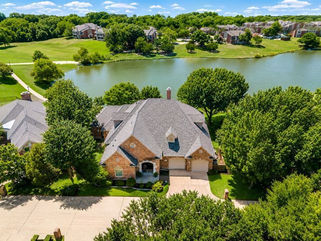 5974 River Bend Drive, Benbrook, TX 76132