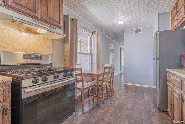 638 Prestwick Blvd Unit 1, San Antonio, TX 78223