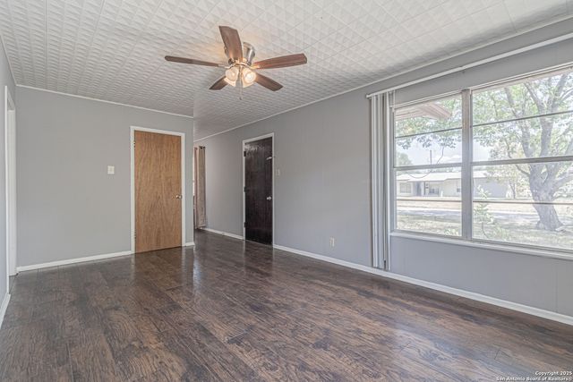 638 Prestwick Blvd Unit 1, San Antonio, TX 78223