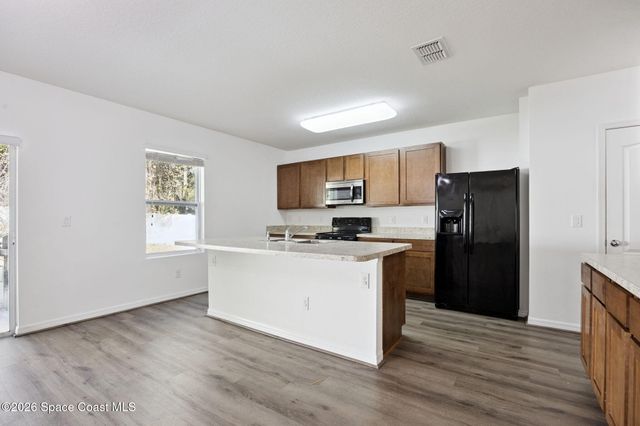 103 Cinnamon Oak Drive, Deland, FL 32724