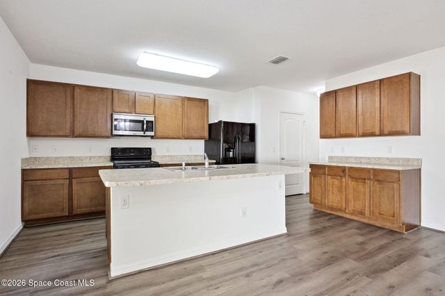 103 Cinnamon Oak Drive, Deland, FL 32724