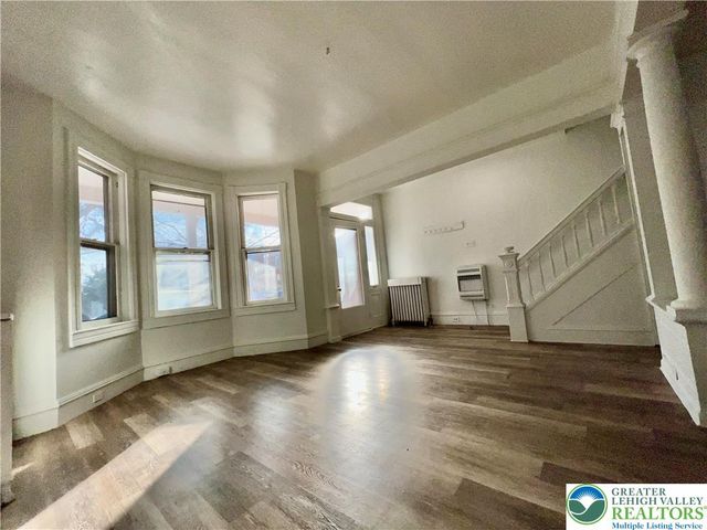 1307 Washington Street, Easton, PA 18042